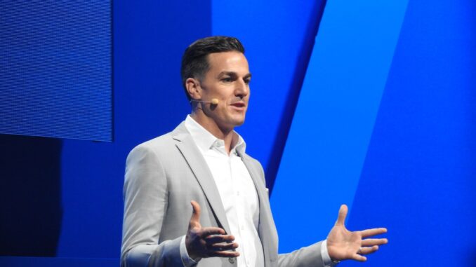 EA CEO wants games to be a platform for socialization and self-expression